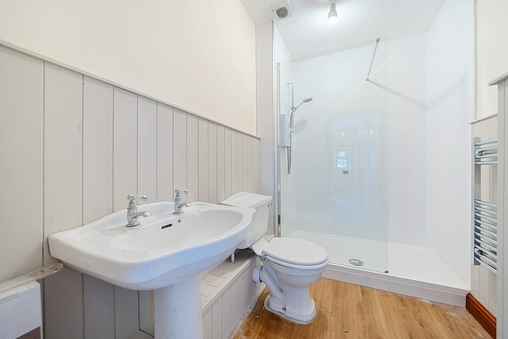 13-68237aff50e4a-...