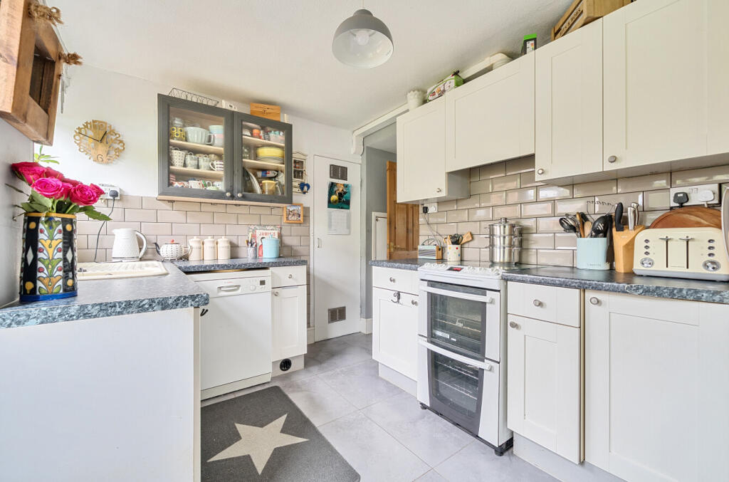 1357658-21-68d683...