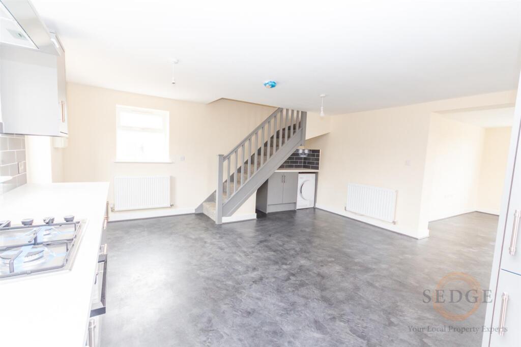 87 spalding common-15.jpg