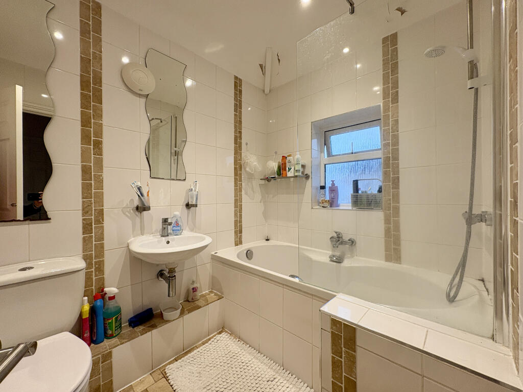 Bathroom Bute