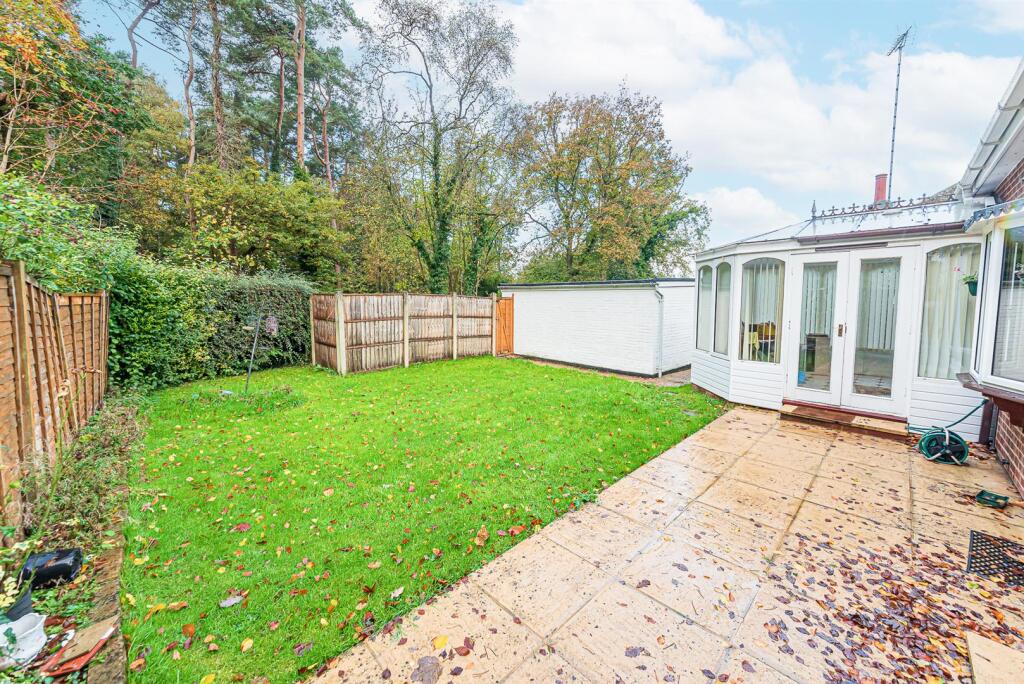 3 Old Wokingham Road (19).jpg