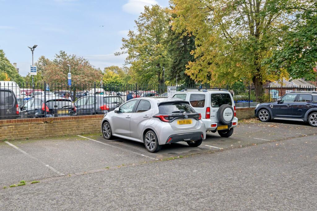 Parking (1)