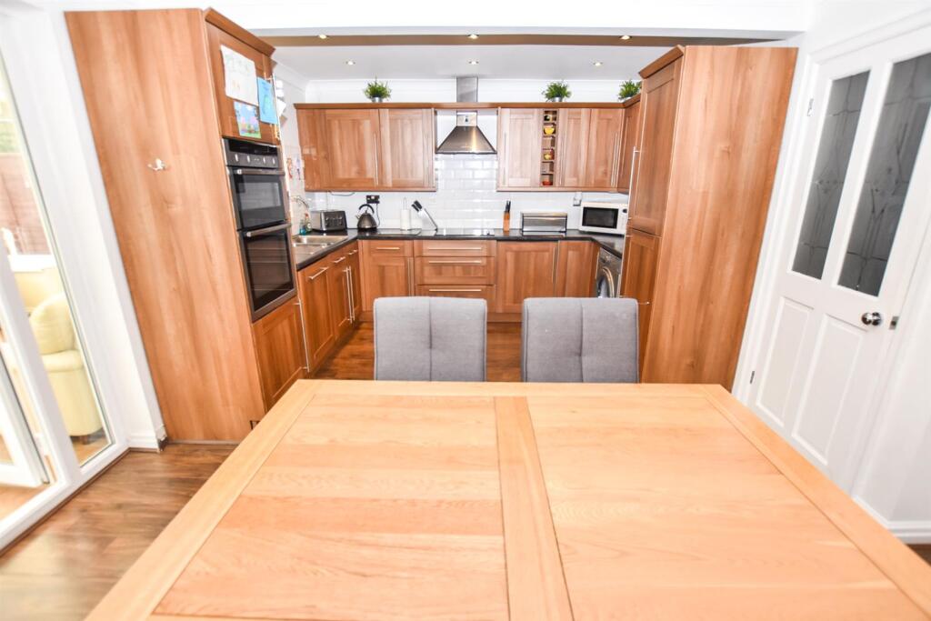 kitchen diner