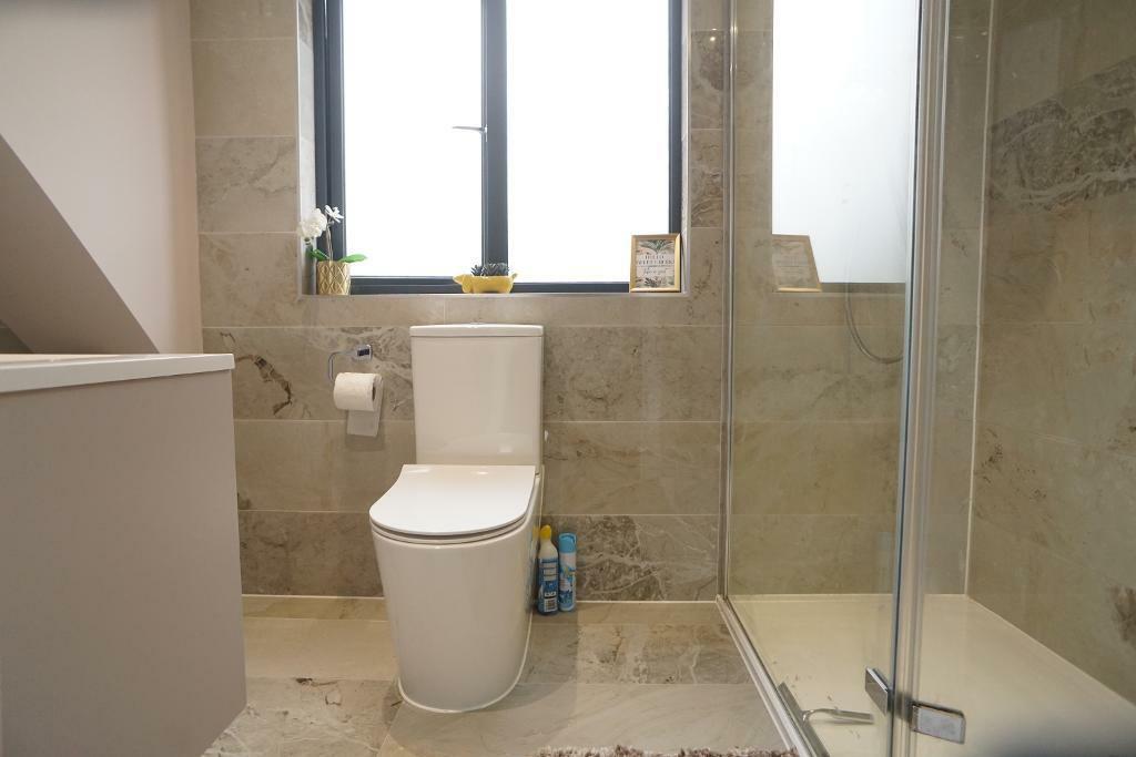 En-Suite To Bed 1