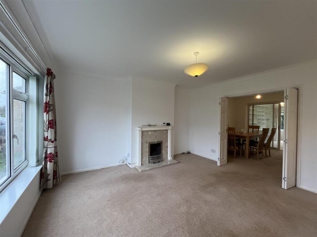Front Lounge