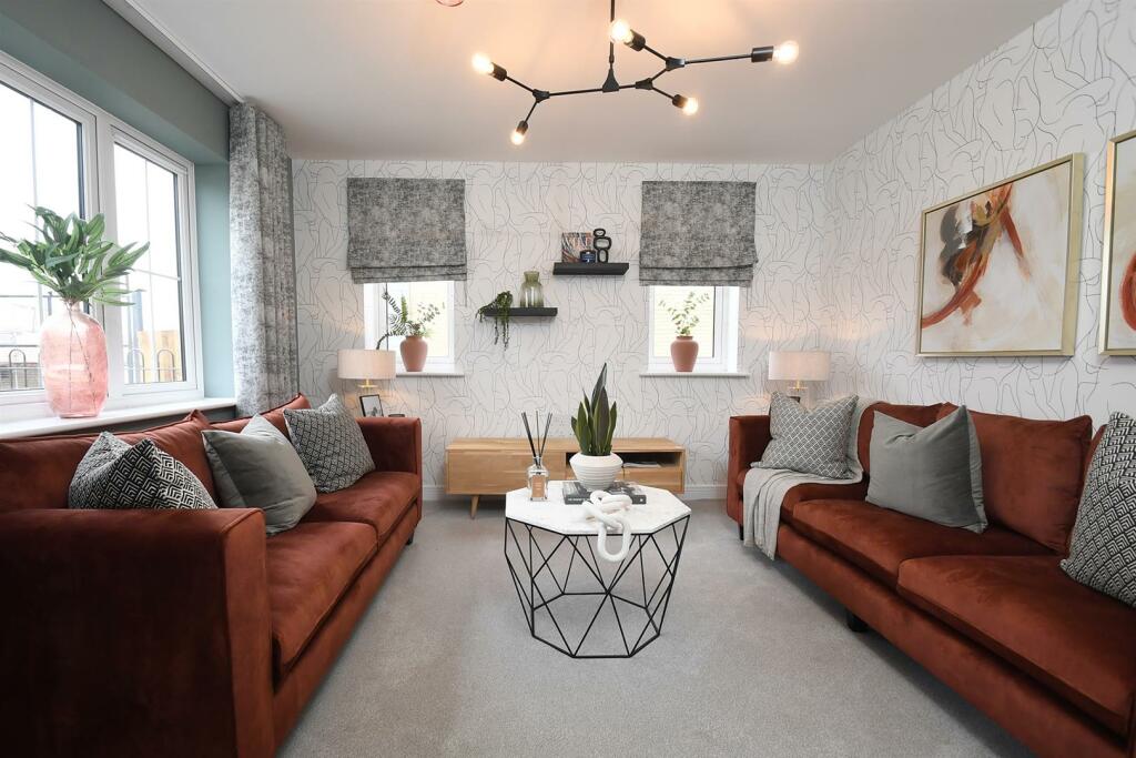 Bellway Eastern Counties - Ivy Hill sales office a