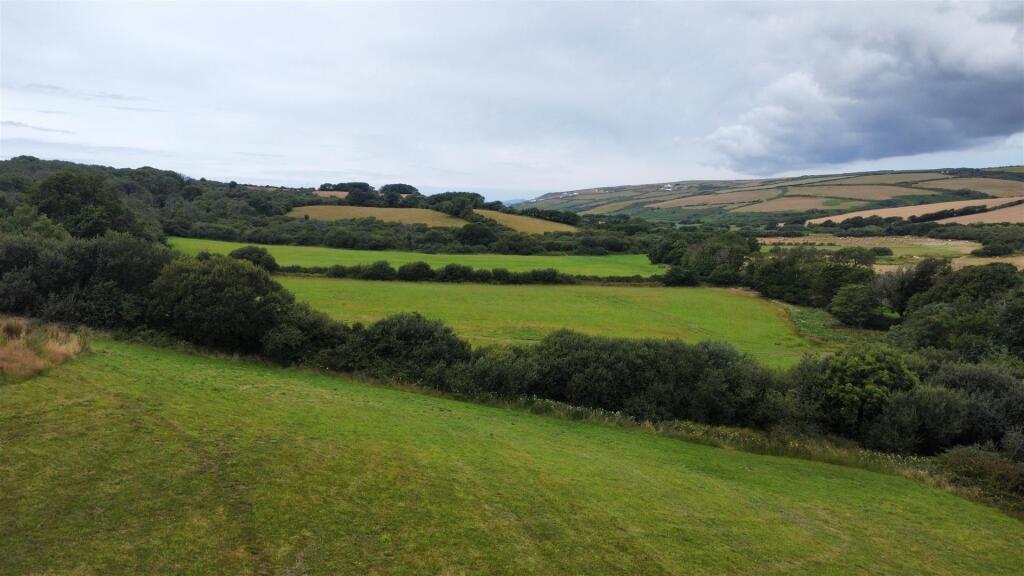 dji_fly_20250716_105428_442_1752660021682_photo_op