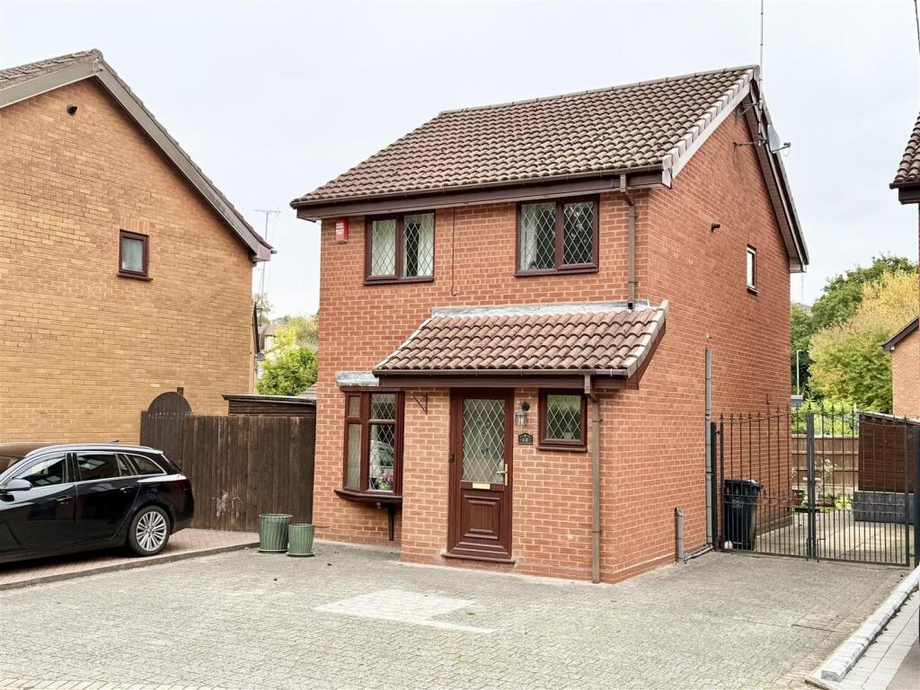 Linnett Close Halesowen 1.jpg
