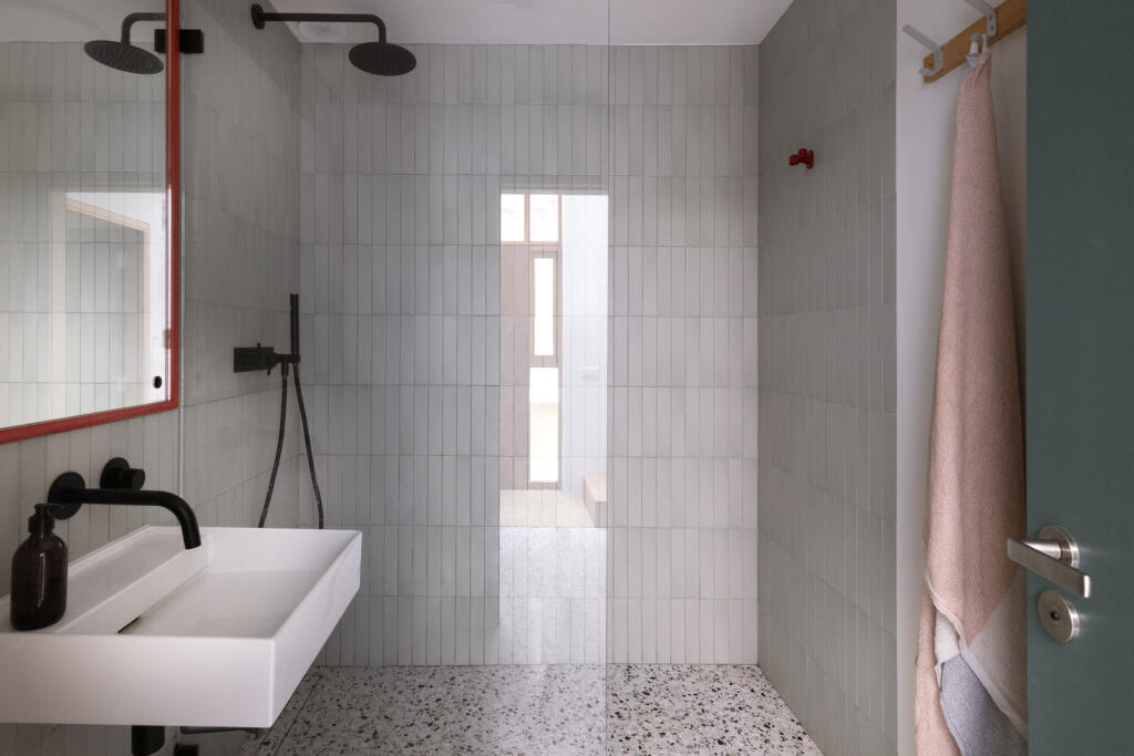 236090 - paul raeside - TMH Scoble - 228.jpg