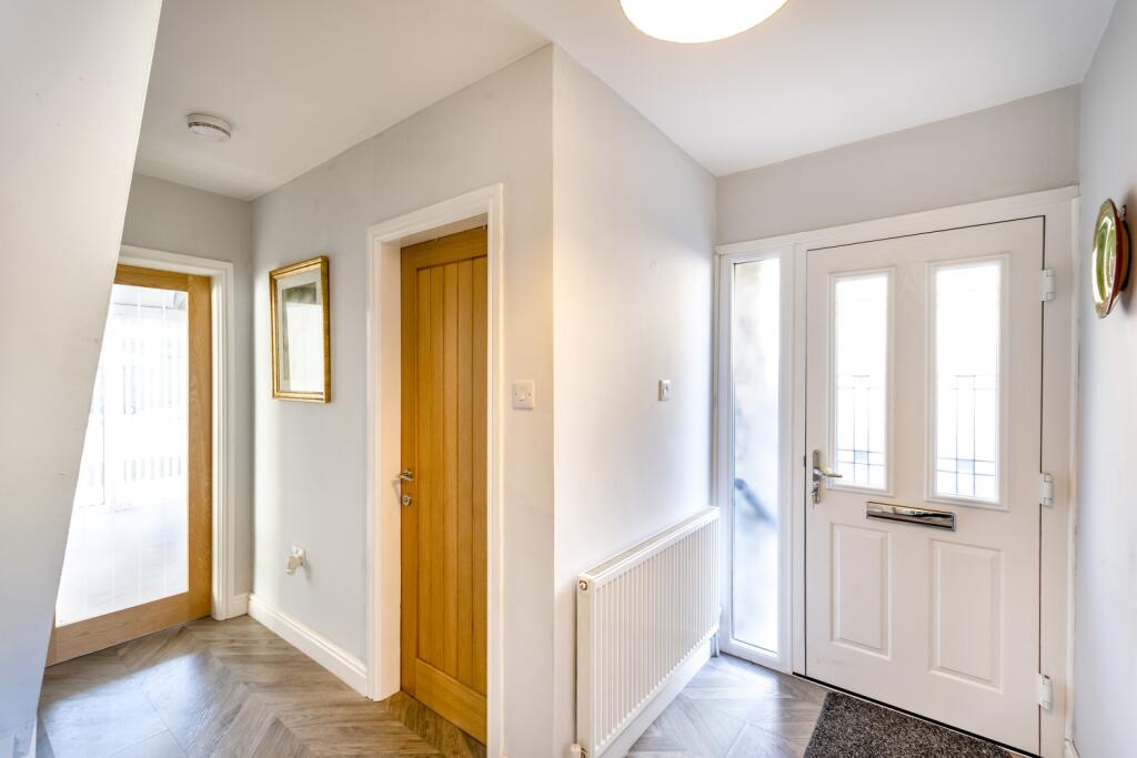 EweMove Estate Agents Scunthorpe Entrance
