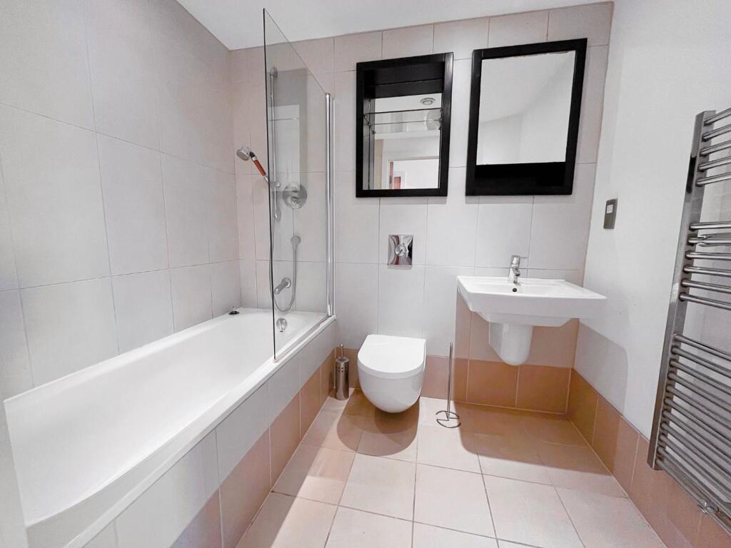 WhatsApp Image 2025-04-15 at 14.23.29 (2).jpeg