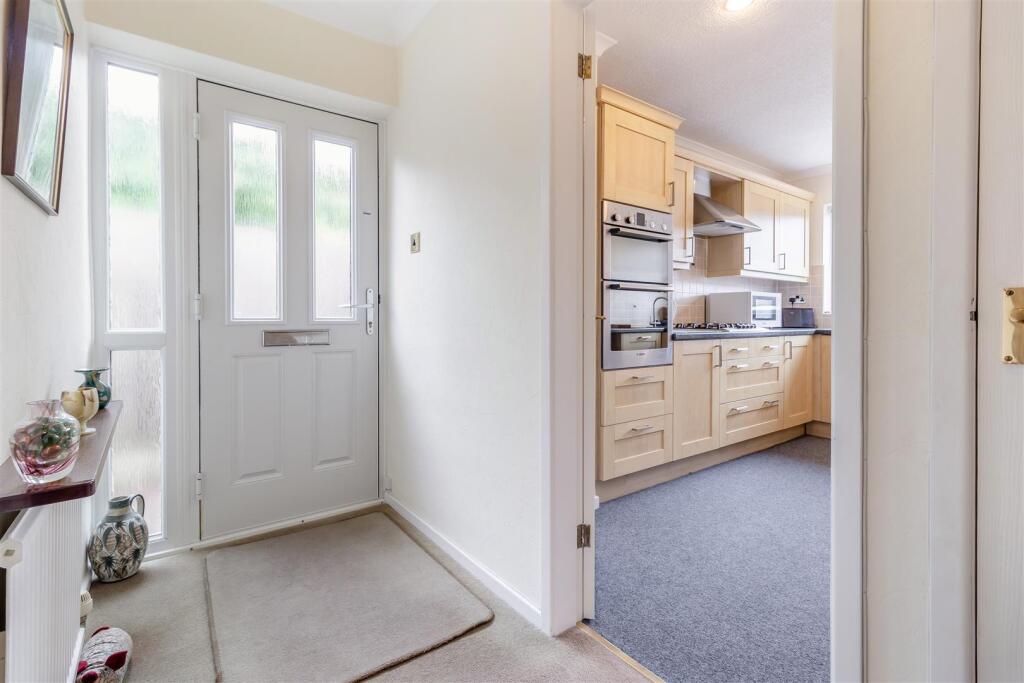 8655415-interior12.jpg