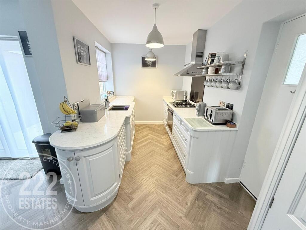 PHOTO-2025-10-20-13-51-10 (8).jpg