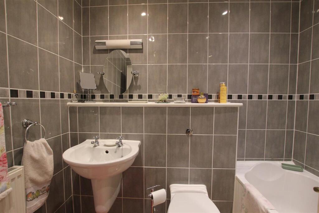 bathroom.JPG