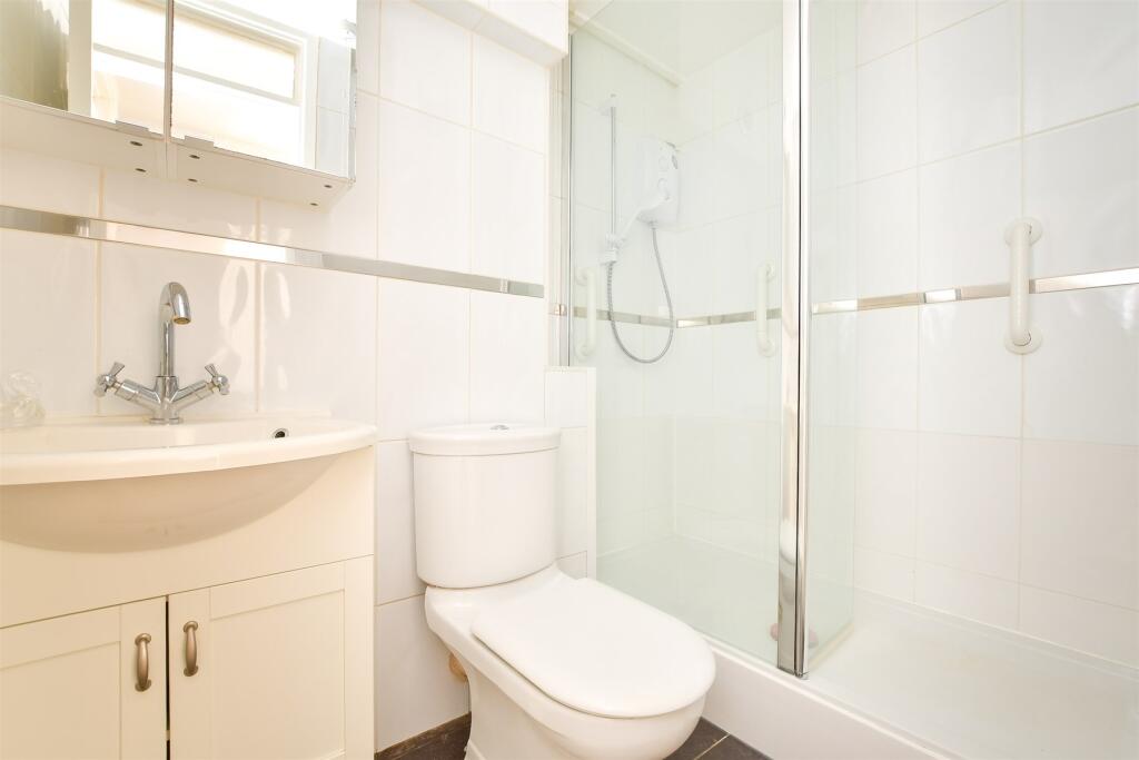 Hazelmere Close, Leatherhead, Surrey