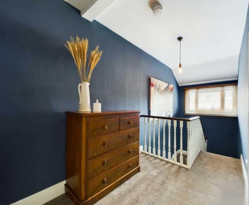 SECOND FLOOR LANDING
