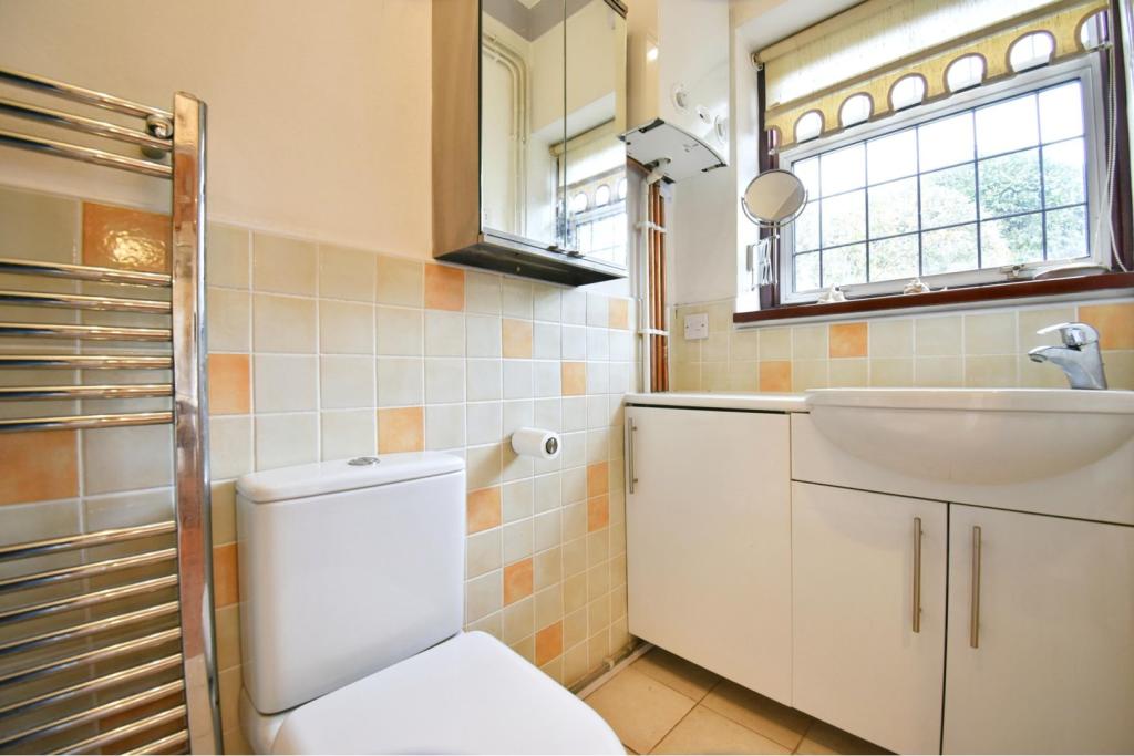 Cloak Room