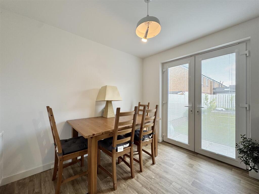 Kitchen/Dining