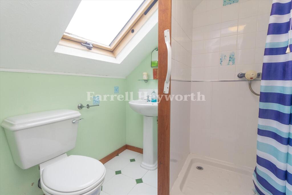 En Suite T202509051449.jpg