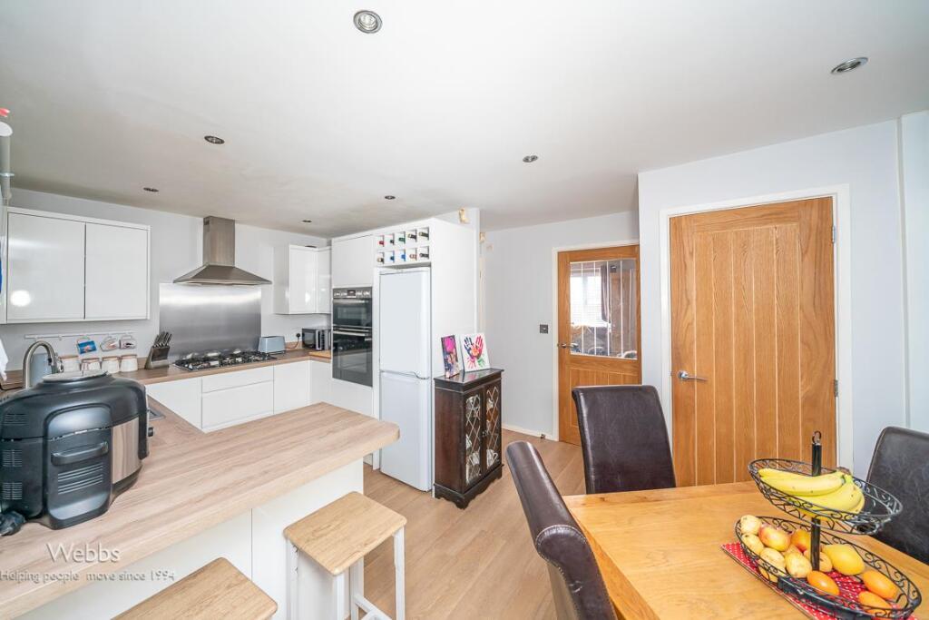 © Webbs Estate Agents © (192 of 217).jpg