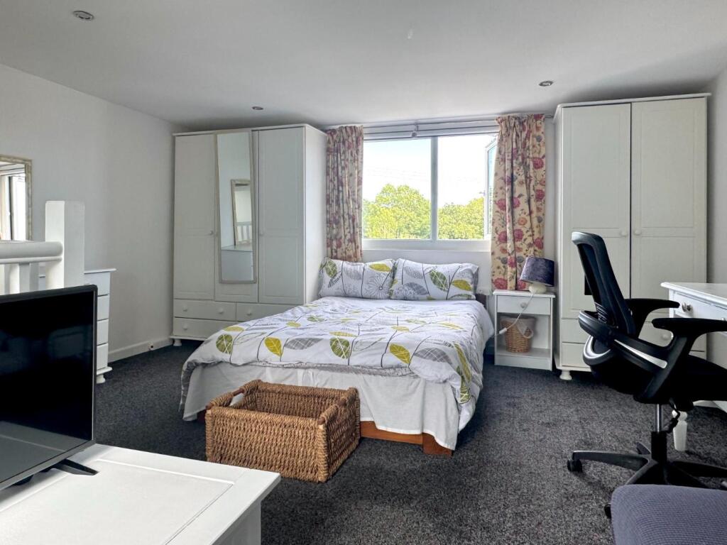 Bedroom 3/Informal Loft Room