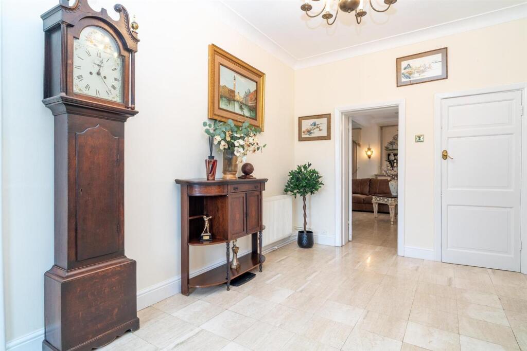 008-77 Allum Lane.jpg