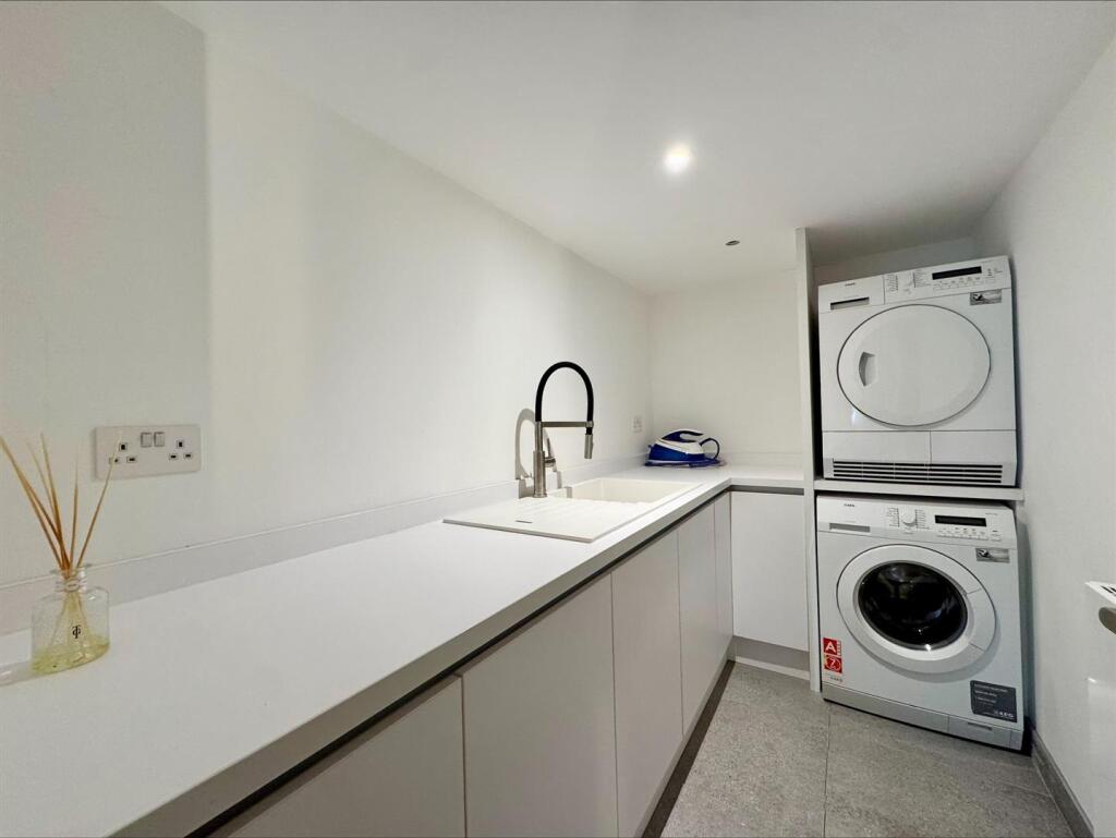 processed-2503DA63-5575-4DEC-954B-7F0F8DD1C73F.jpe