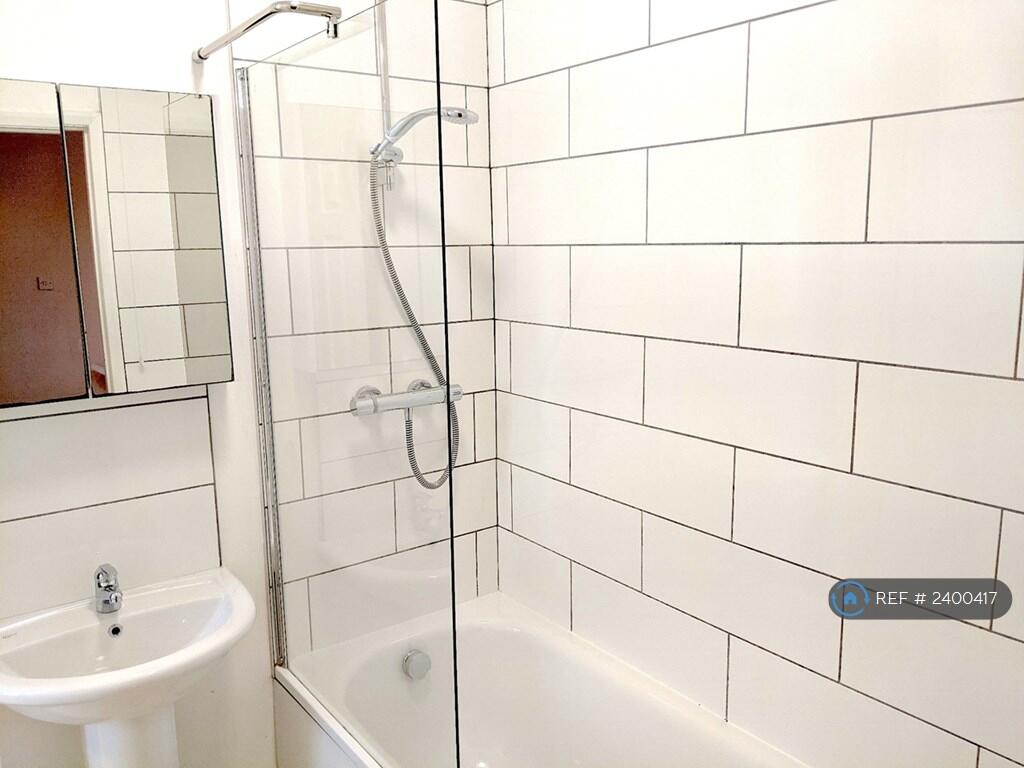 Modern Bathroom
