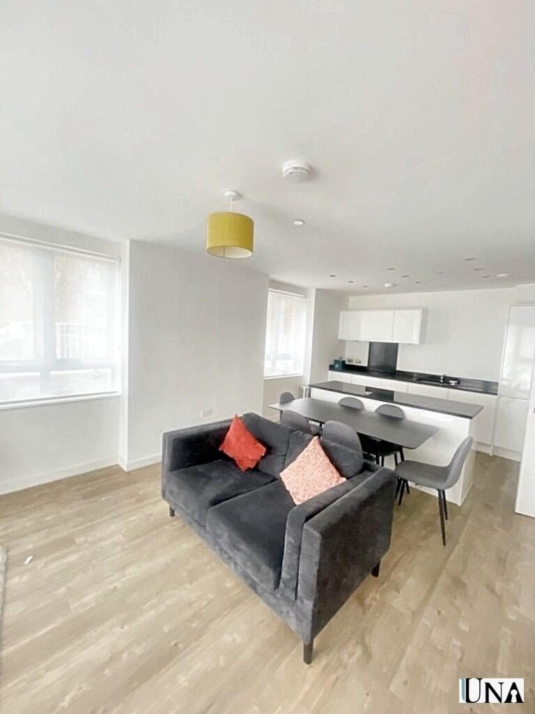 a7138776-ec36-4b2...