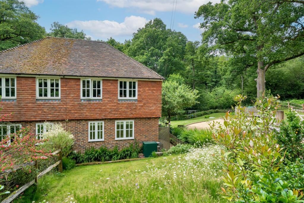 Jubilee Cottage Elevated 2.jpg