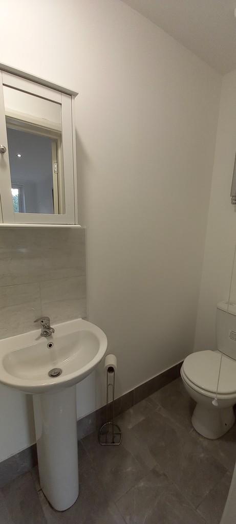 room 4 ensuite 