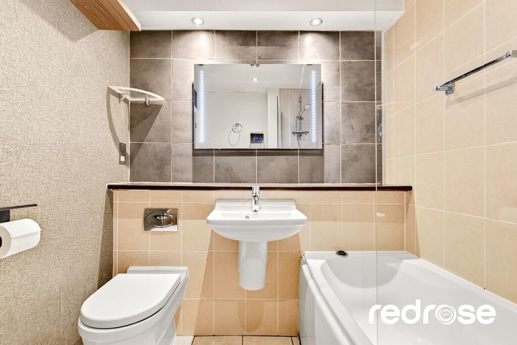 web_13 New Inn Cl...