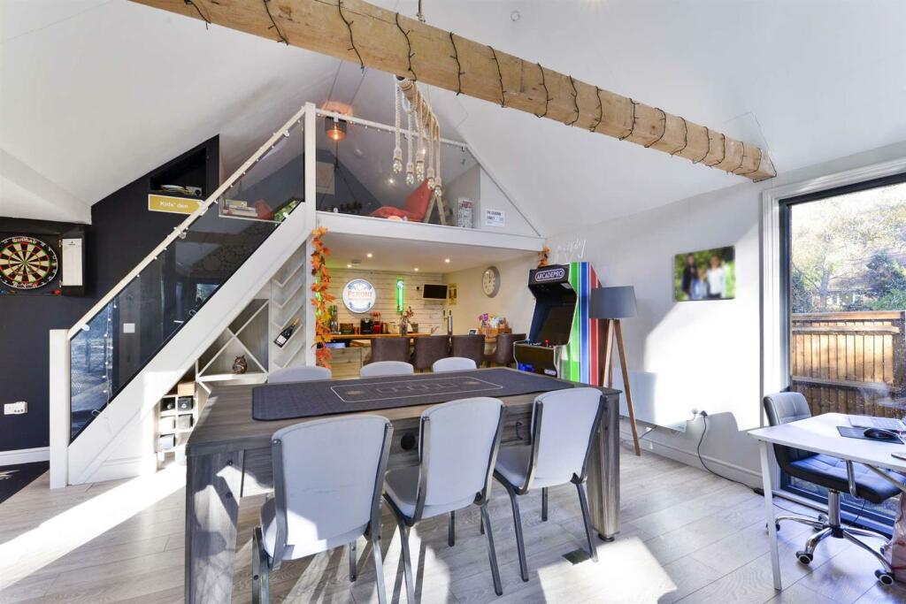 Brown Eaves, Bramley (12)-1920.jpg