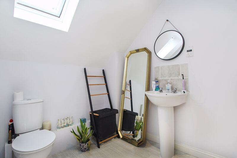 Bedroom One En-Suite