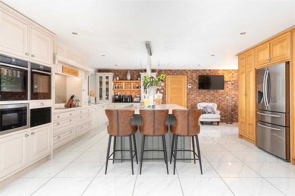 Kitchen/Breakfast