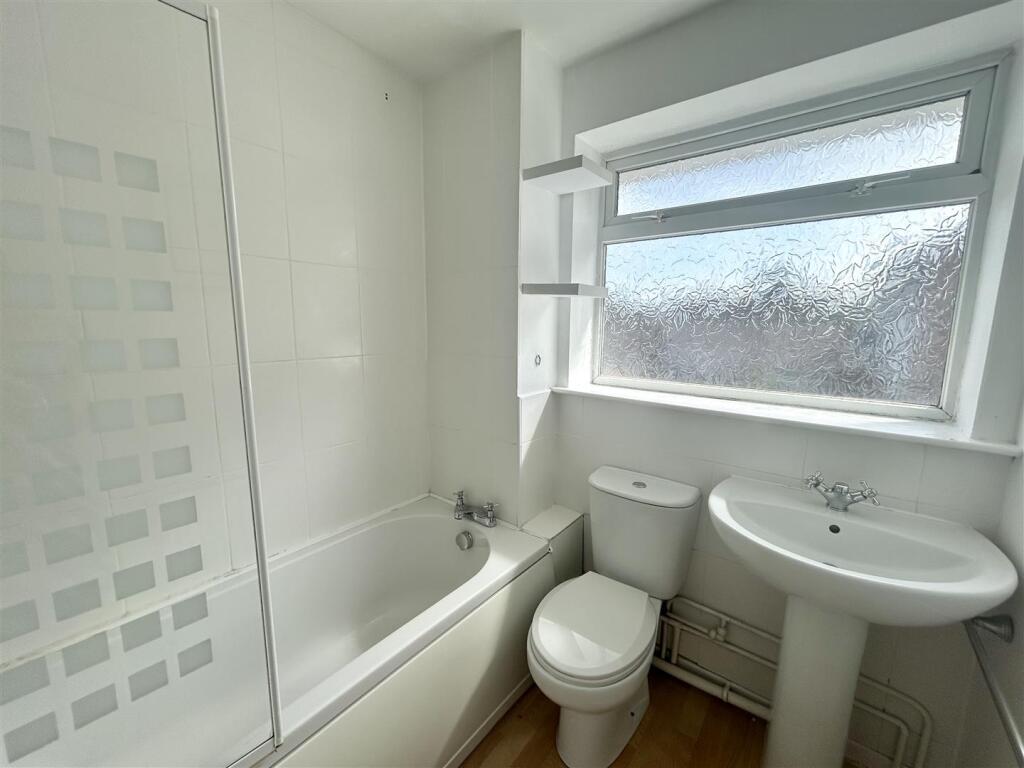 Bathroom.jpeg