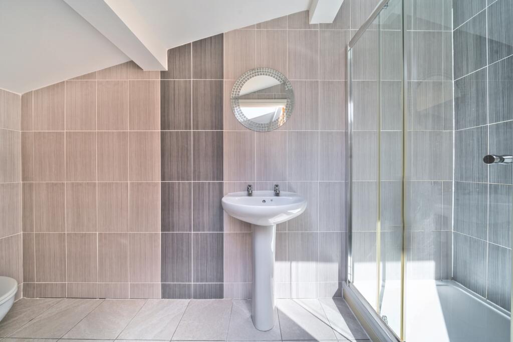 65-681b92d844169-1286175-ARW-65