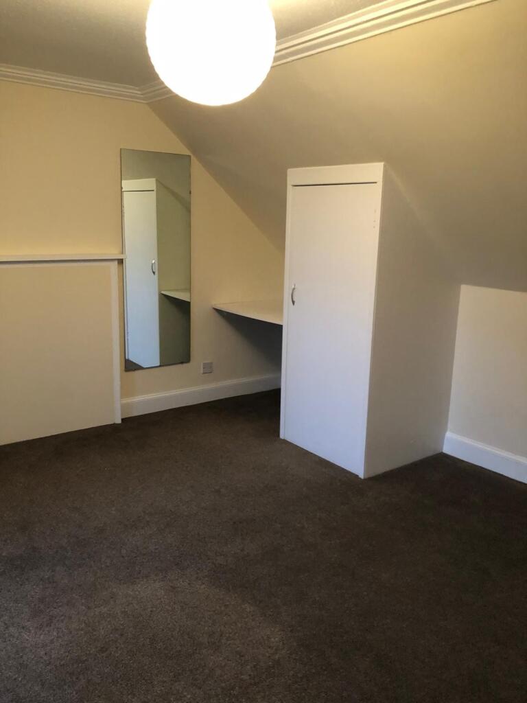 Upper Bedroom 2
