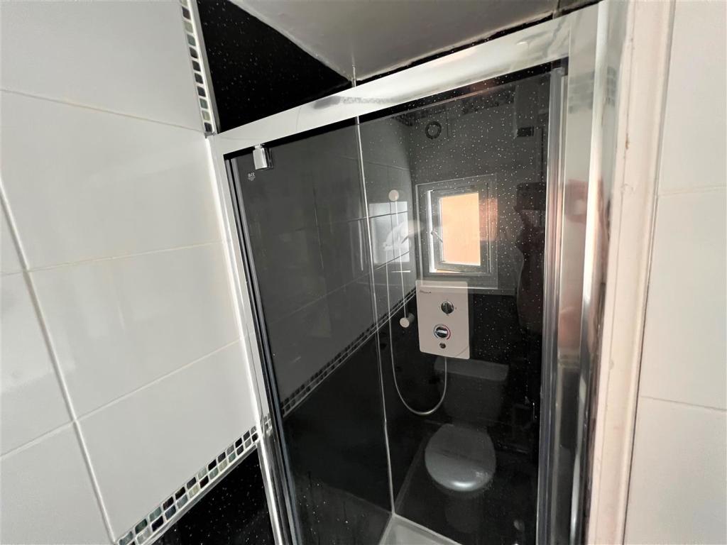 Shower.jpg