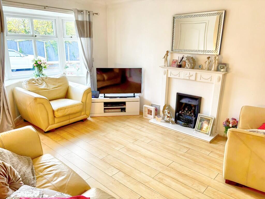 IMG-20251020-WA00...