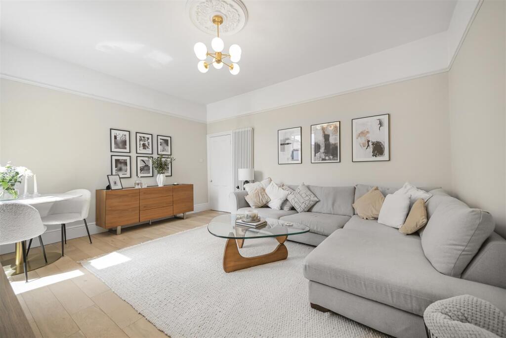 20250520_ ards_Road_SW14_7LY_Living_Room_3_6_of_21