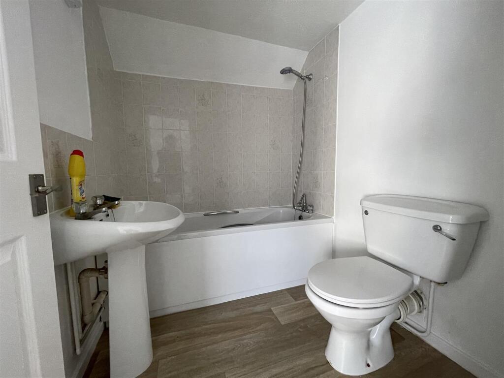 The Old Bakehouse Bathroom