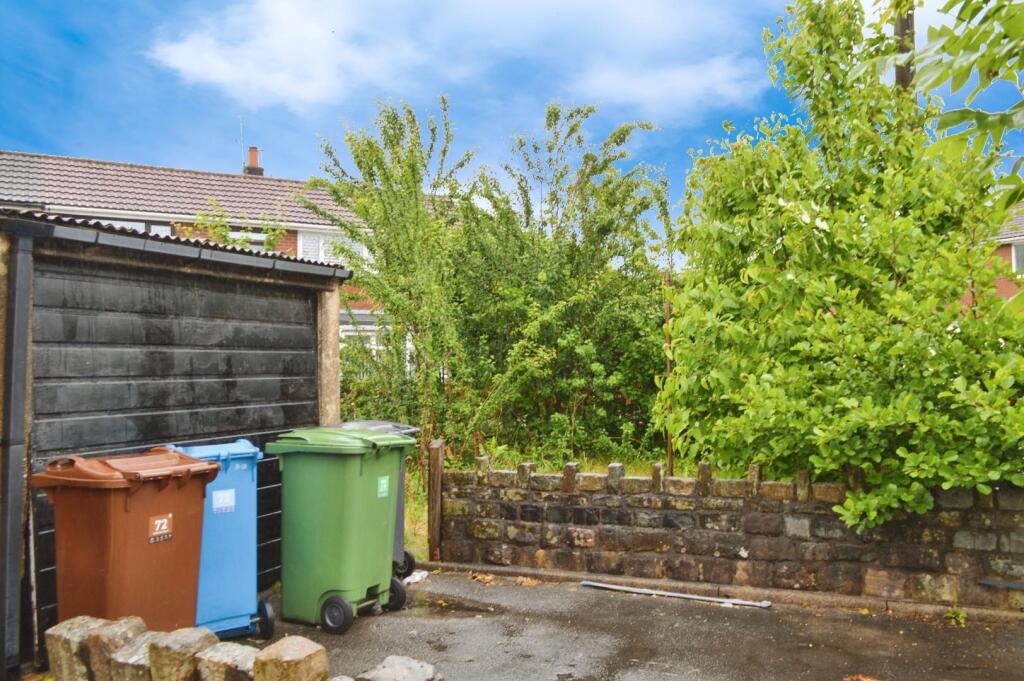 Garage - Side Garden