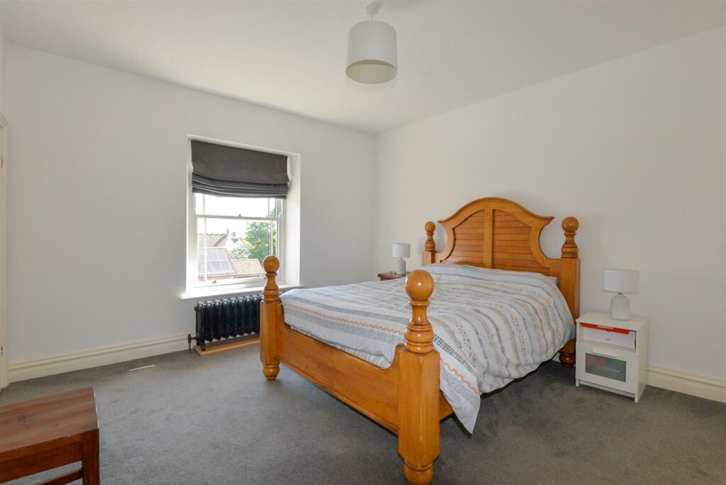 Bedroom1 1.jpg