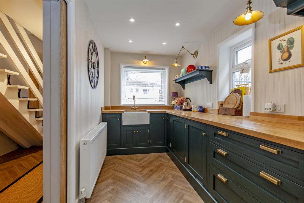 Fabulous Bespoke Dining Kitchen