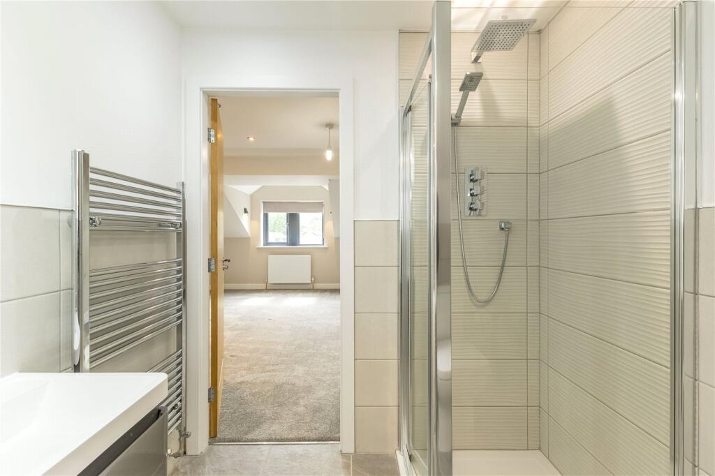 En Suite Shower Room