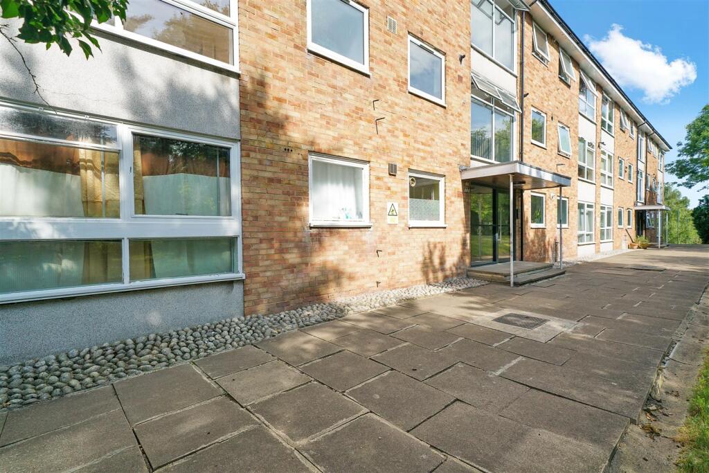 South Meadows, 95 Park Lane - j0wZgzsaUXqLmJVND6iS
