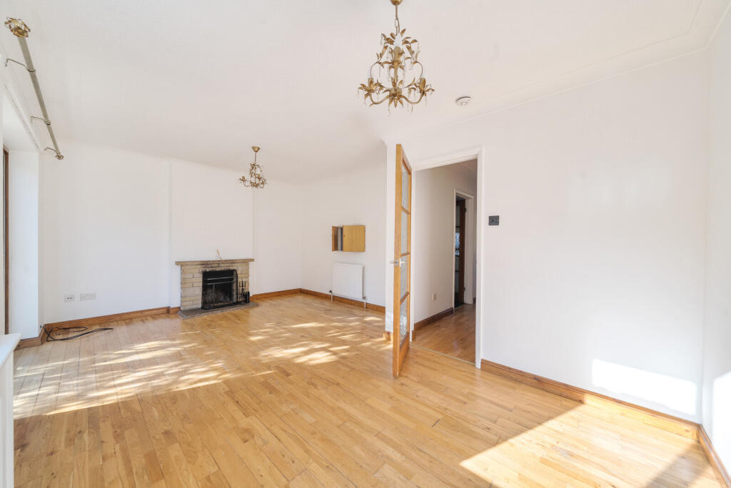 1349306-10-68be9b...