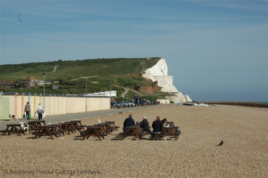 Seaford+beach+close+