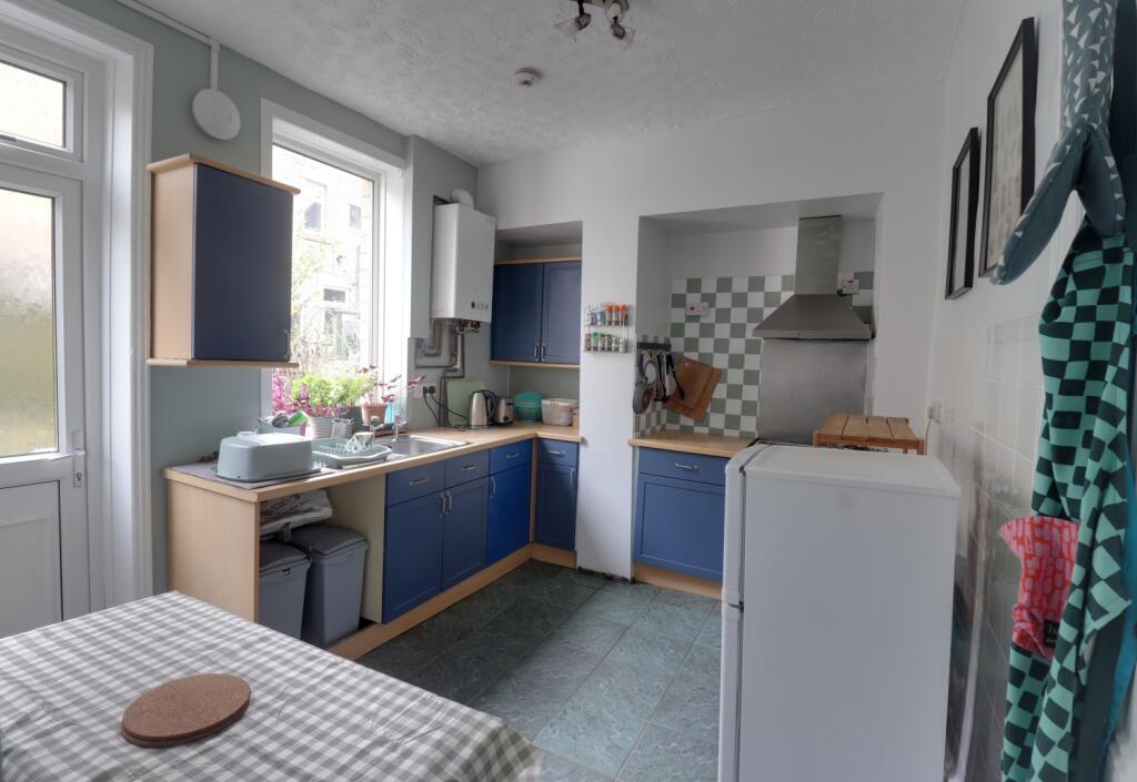 Kitchen 1